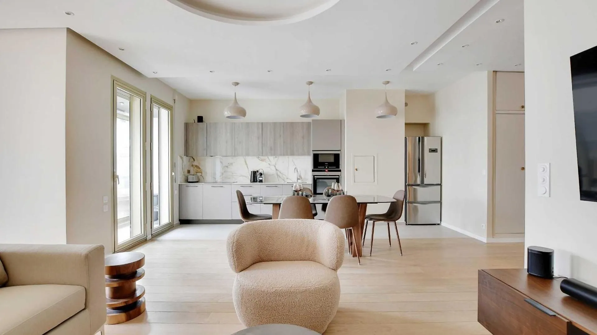 Apartment Modern Elegance A Stone's Throw From The Arc De Triomphe *