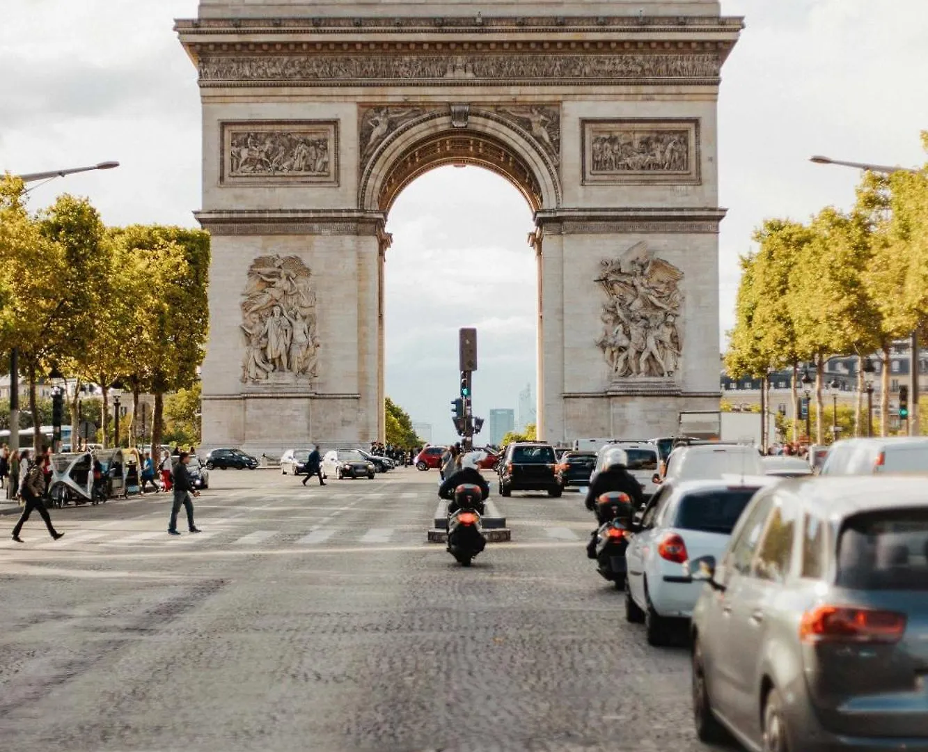 Modern Elegance A Stone's Throw From The Arc De Triomphe París